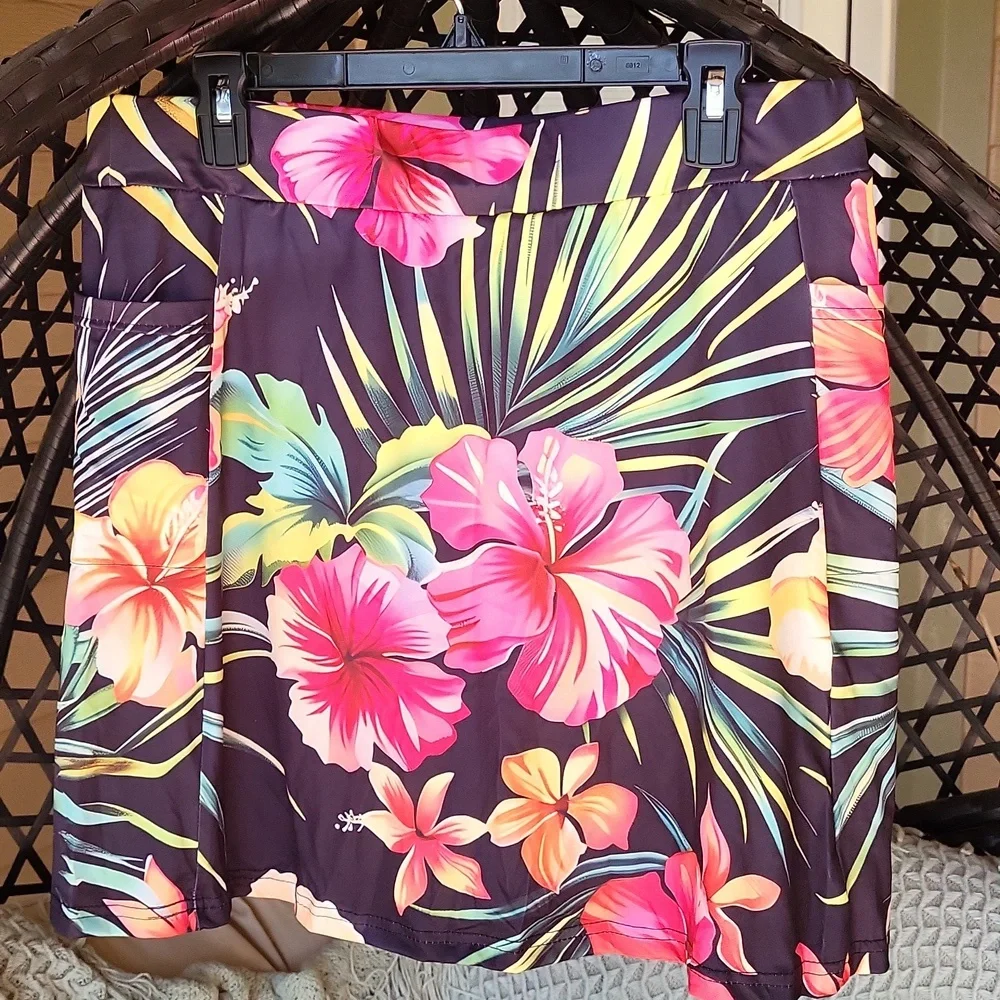 NWOT Tropical Skort - Picture 3 of 8